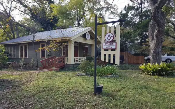 Gallery image