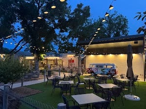 Hill & Vine place picture